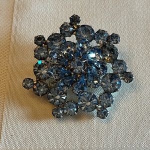 Vintage Signed Weiss Blue Crystal Brooch